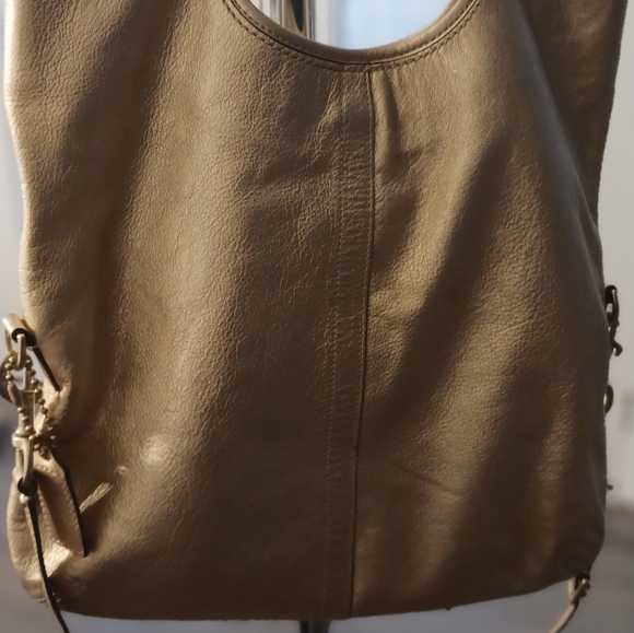 GOLD LEATHER COACH HANDBAG. TORY BURCH Green Handbag - Picture 4 of 10